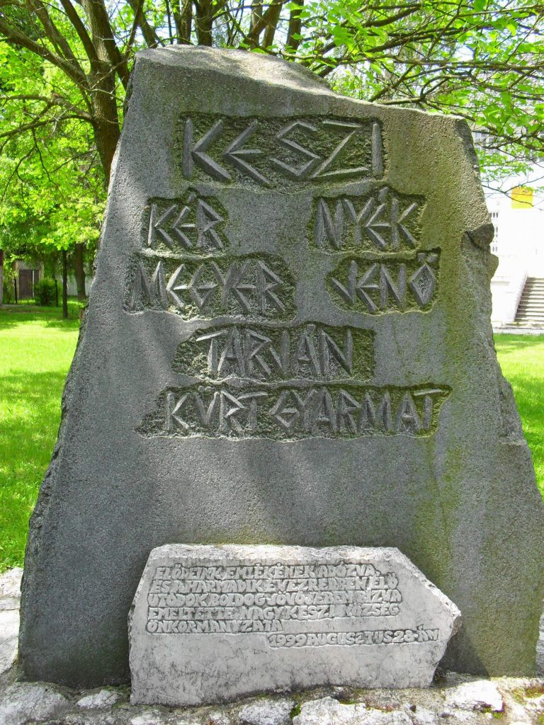 Keszi-emlékmű